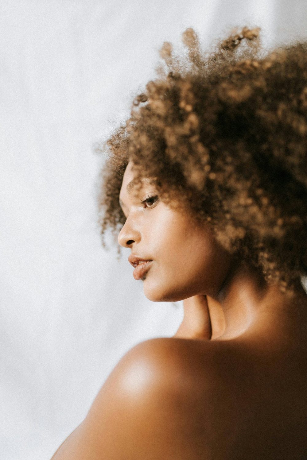 What’s the Difference Between Collagen Stimulators and Fillers?